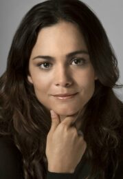 Alice Braga