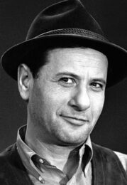 Eli Wallach