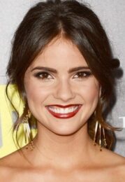 Shelley Hennig